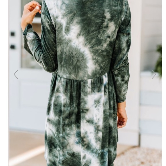 SALE! Long Sleeve Tie Dye Midi Dress Sz M - Picture 3 of 7
